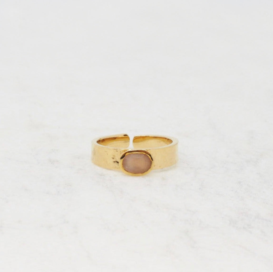 Nina - Peach Moonstone