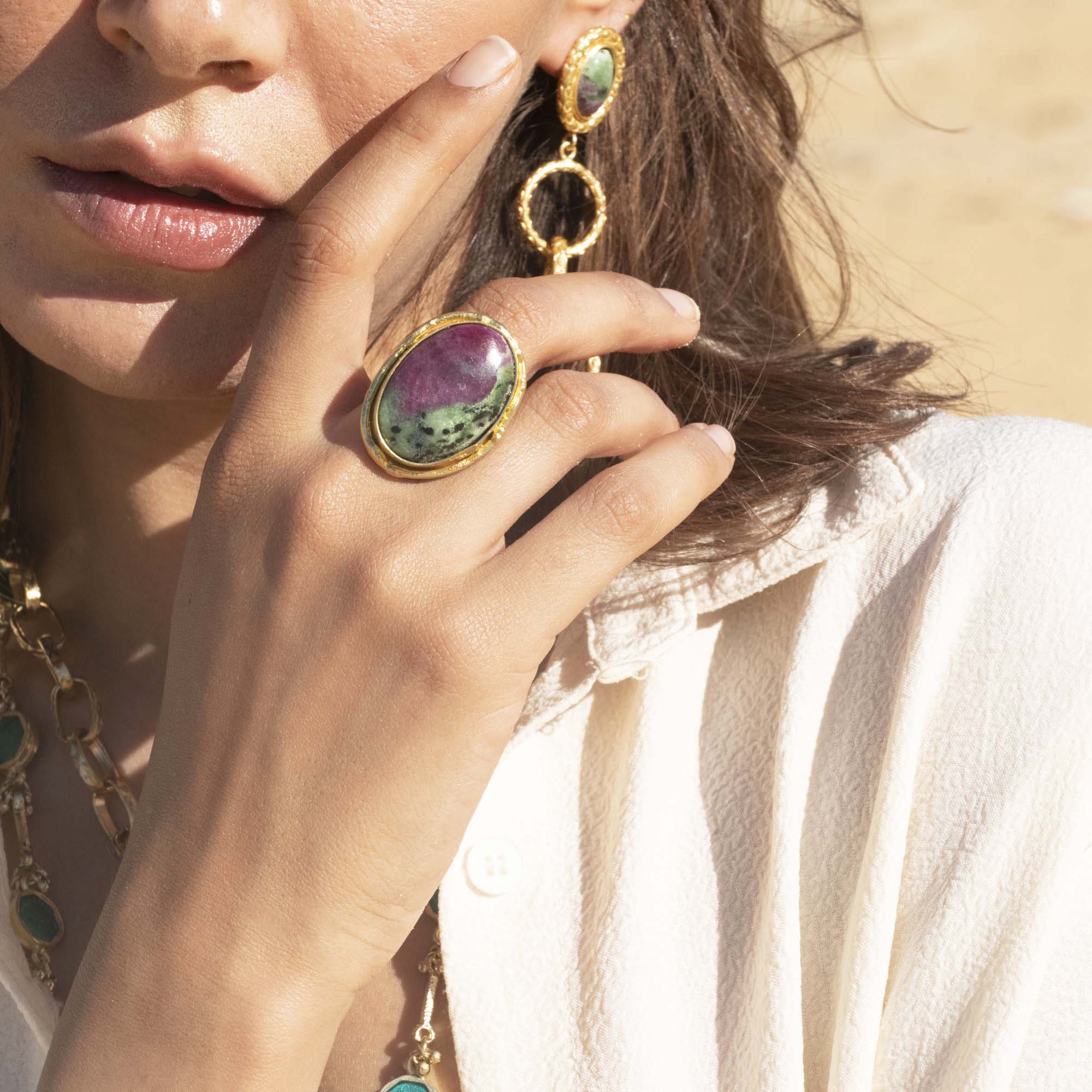 Mystique - Rubis Zoisite