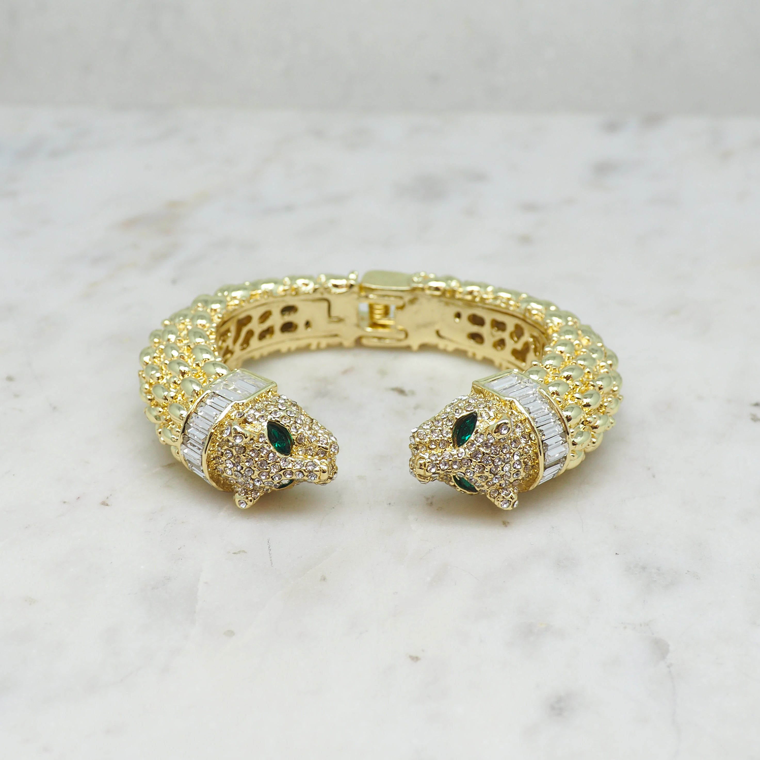 Der Tiger-Armreif – Gold