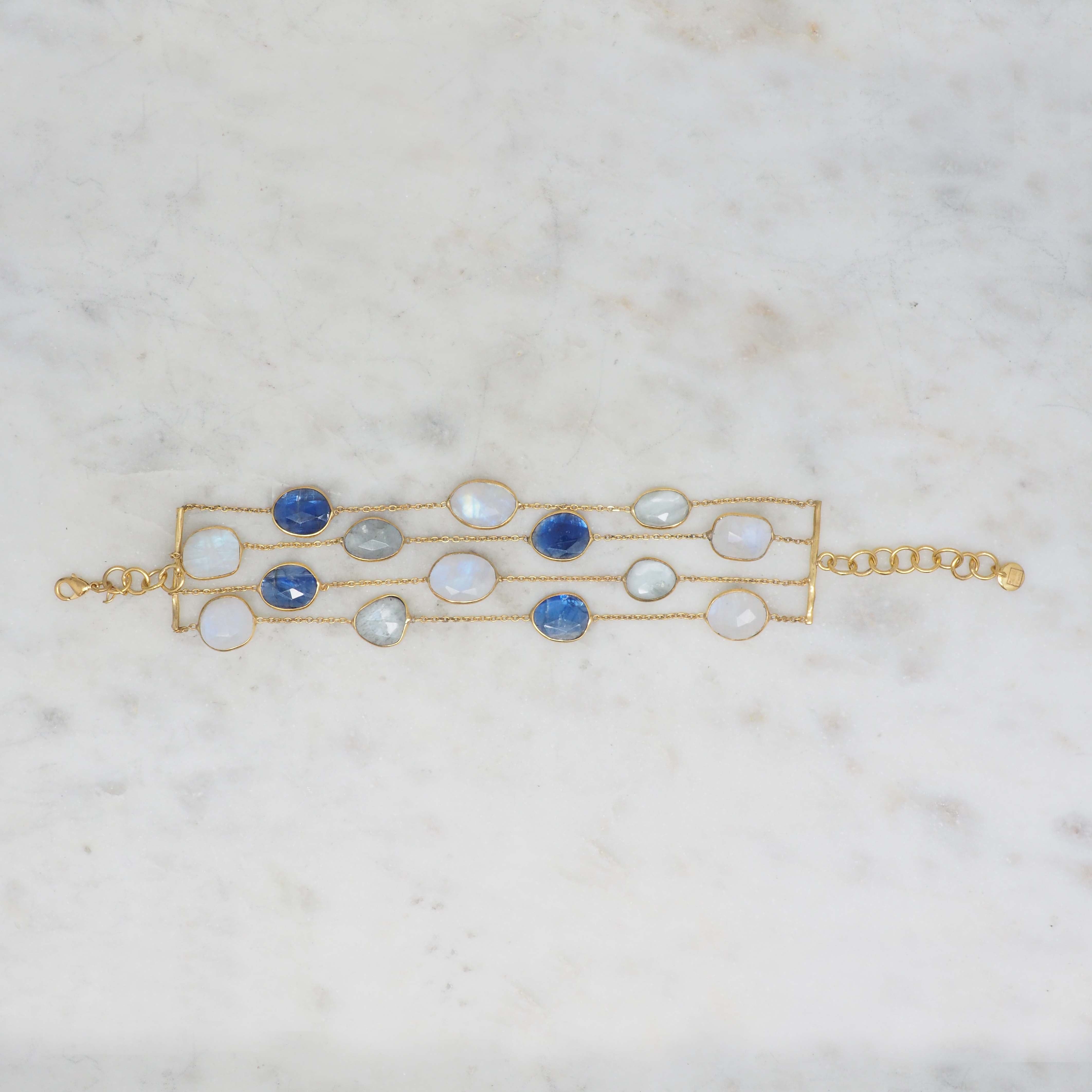 Madeleine - Kyanite bleue