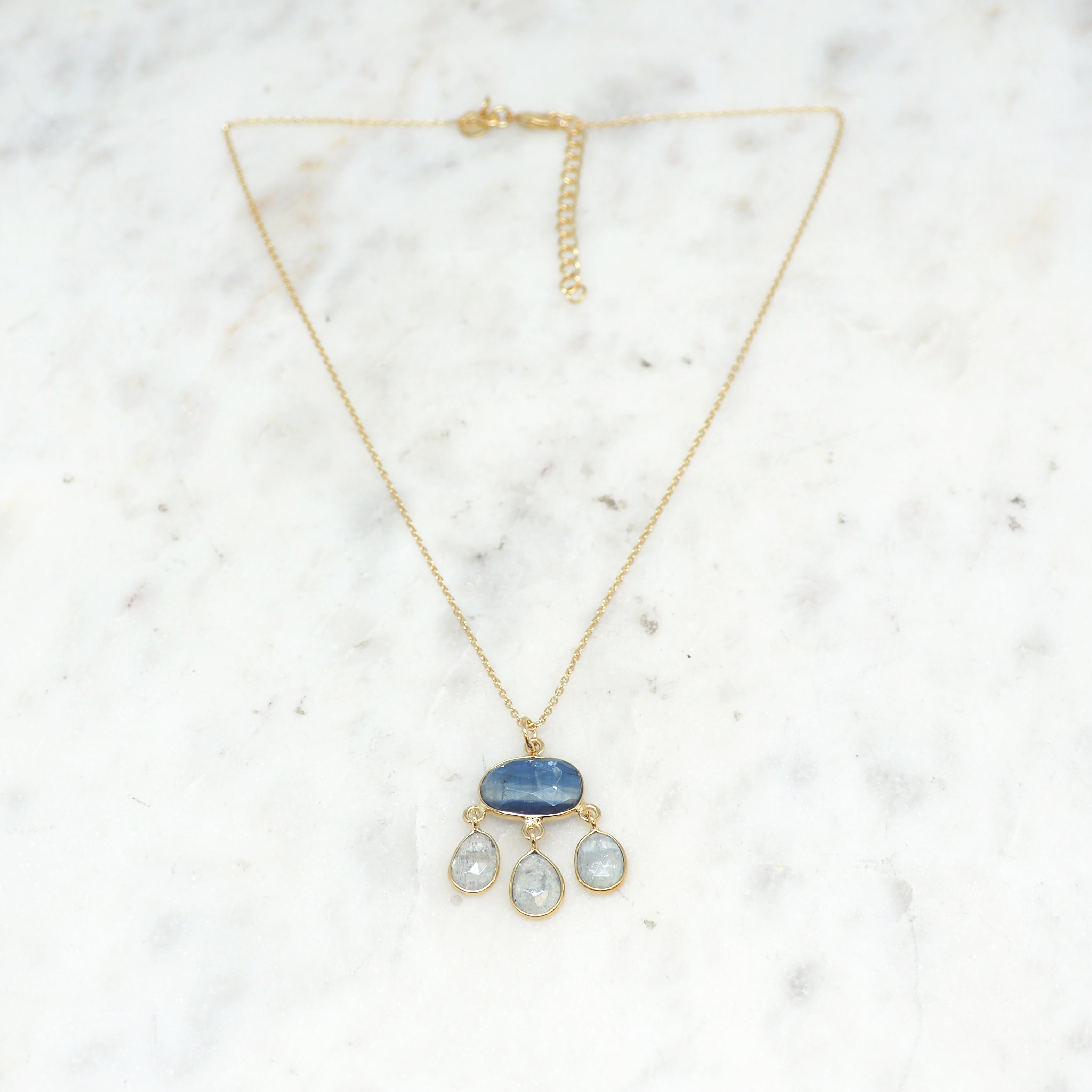 Adèle - Kyanite Bleue