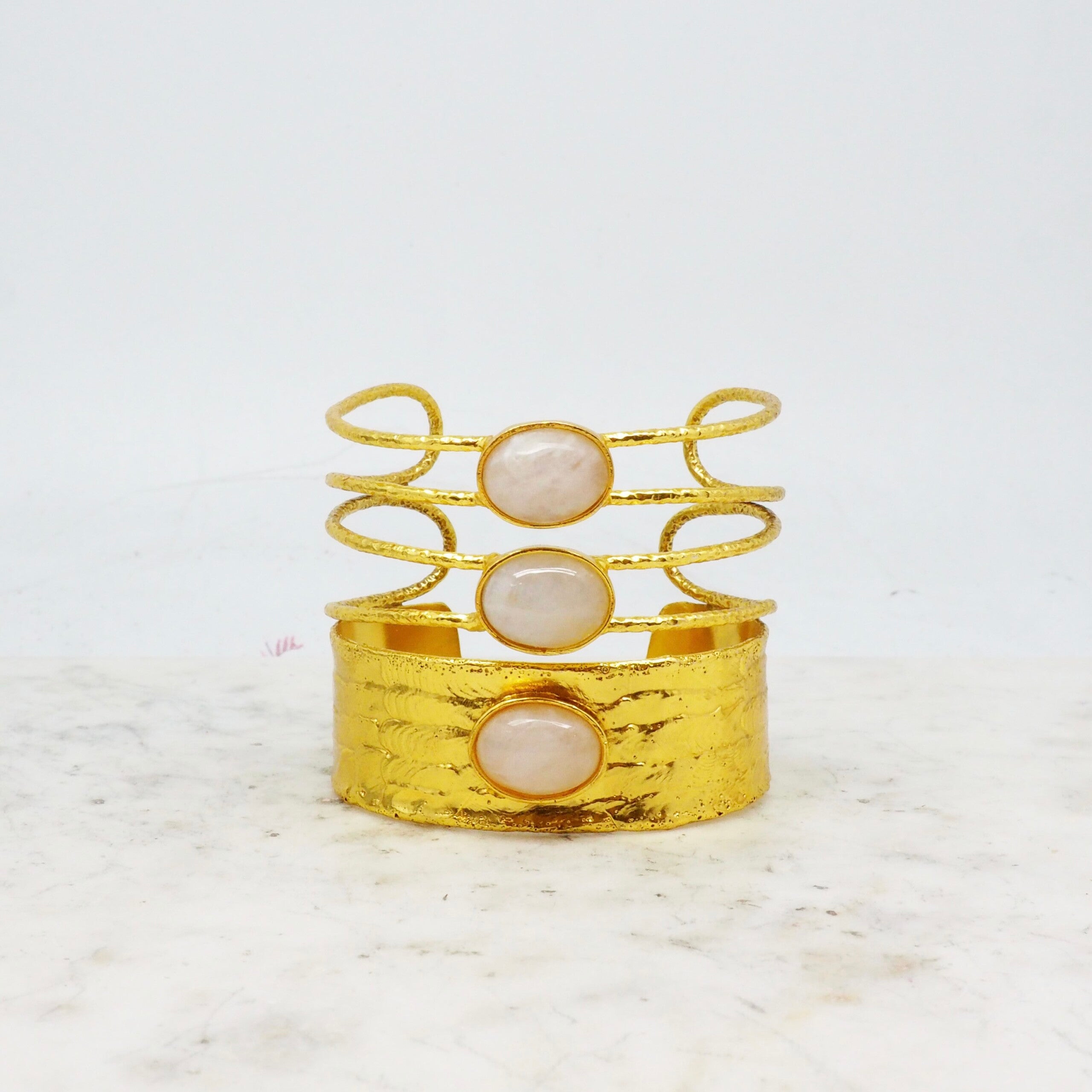 Assia - Pierre de Lune