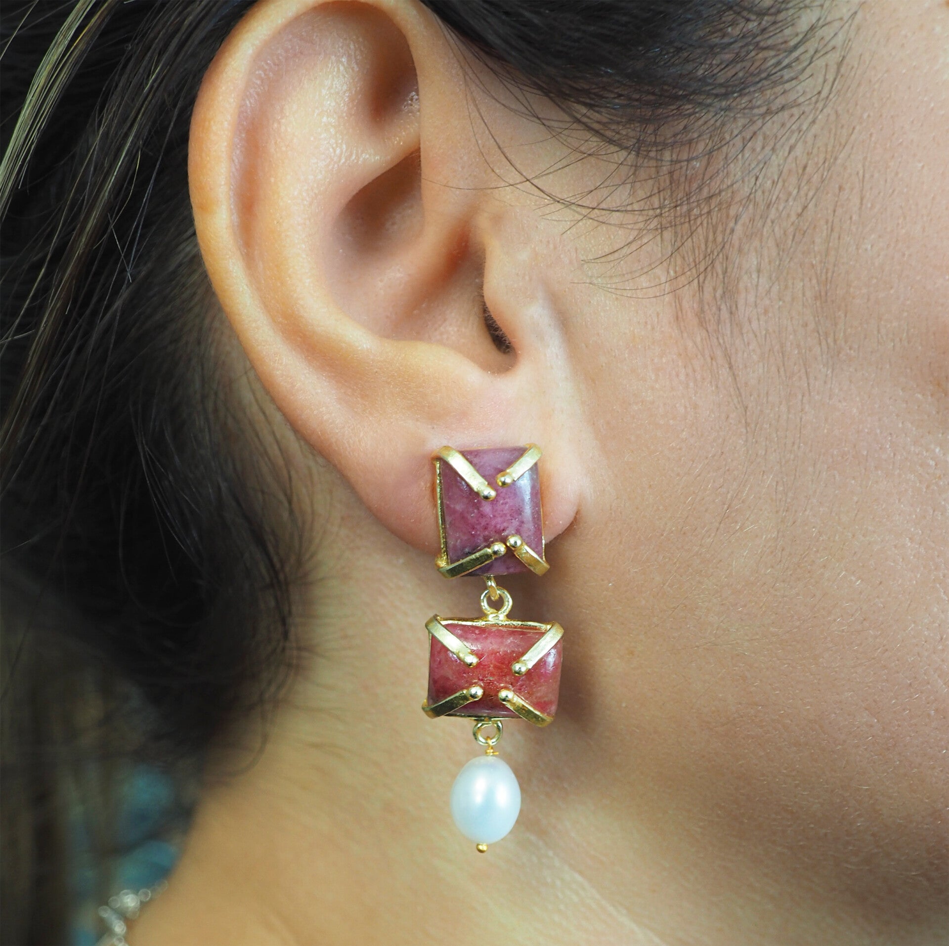 Anabelle - Rhodonite