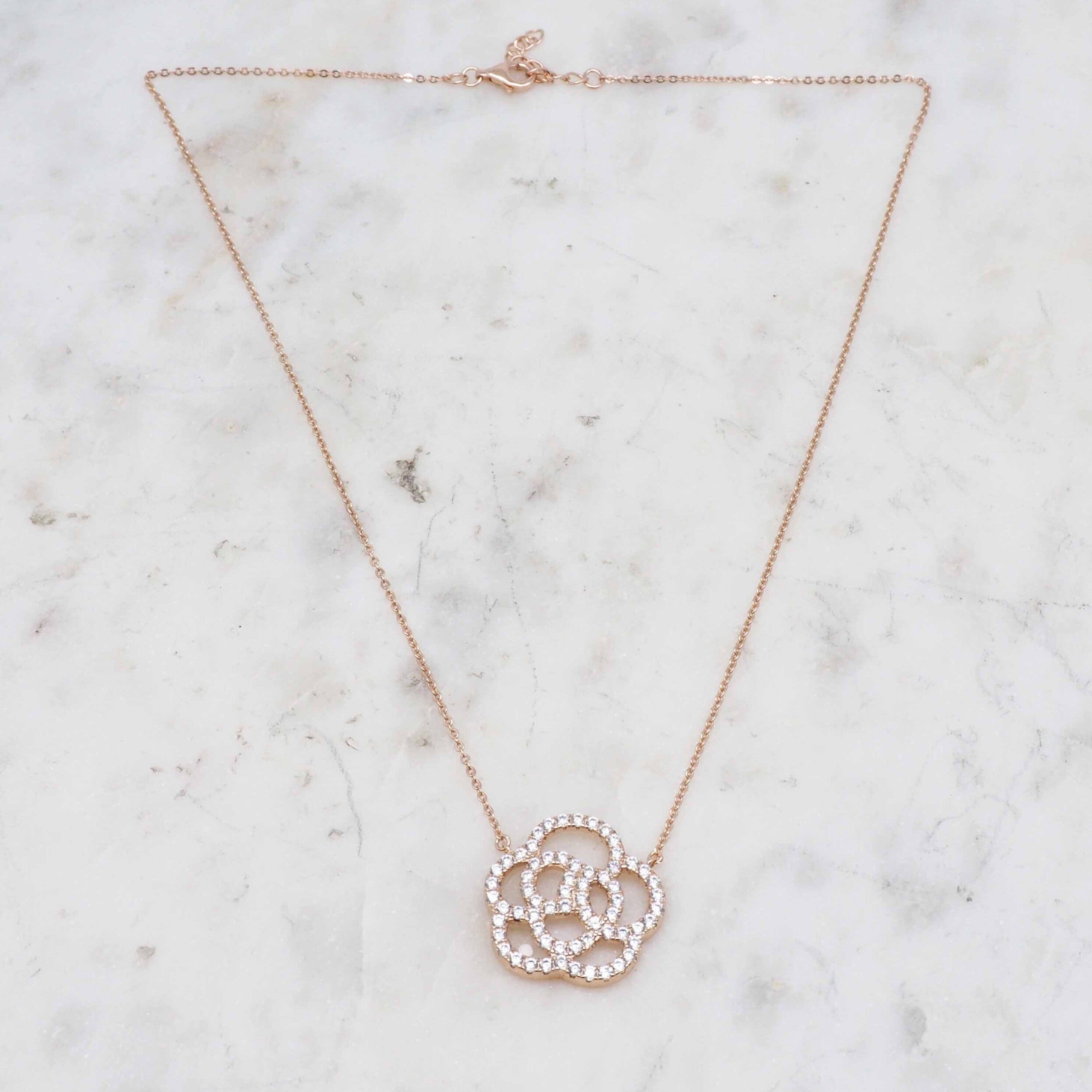 Flora - GM Pink Necklace