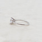 The Solitaire - White